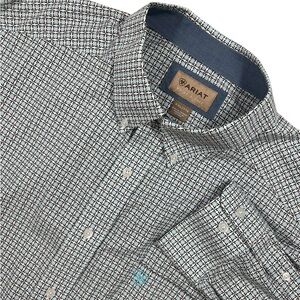 Ariat Men’s White Blue Black Wrinkle Free Classic Fit Shirt | Size XXL